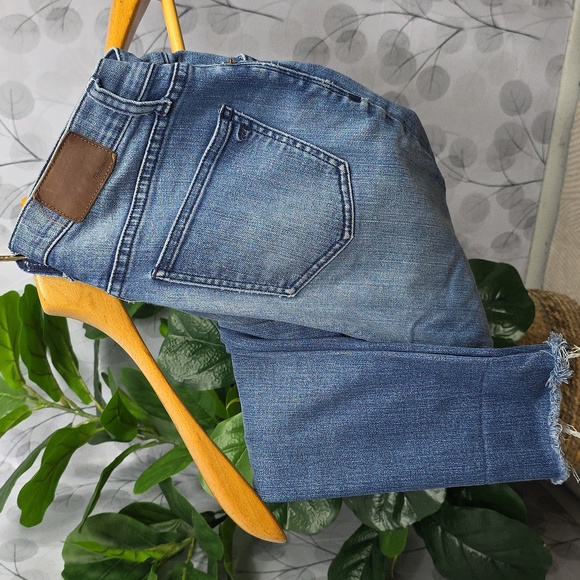 Madewell Skinny Jeans - Picture 2 of 11